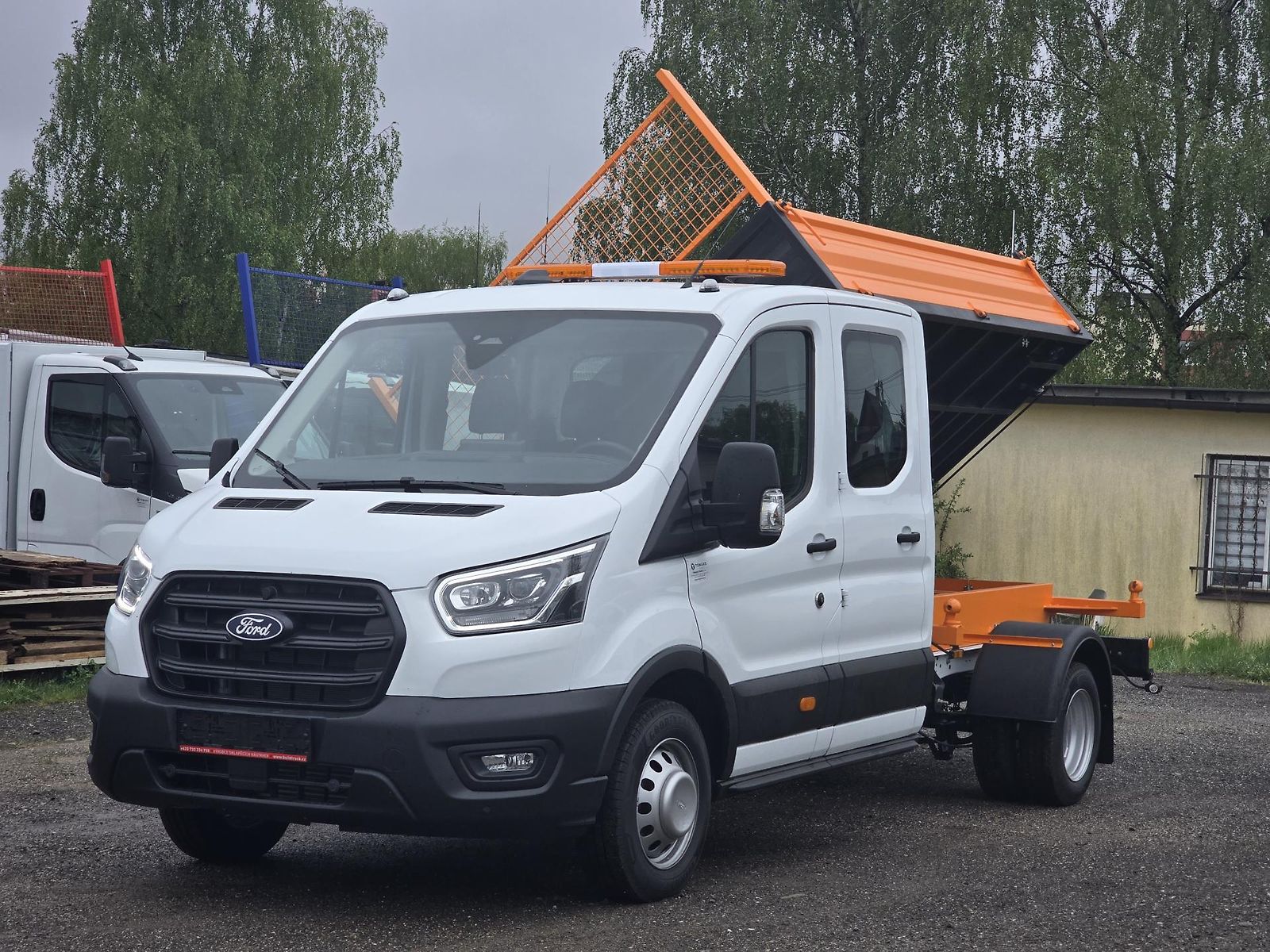 Ford Transit DOUBLECAB! SKLÁPĚČ!!